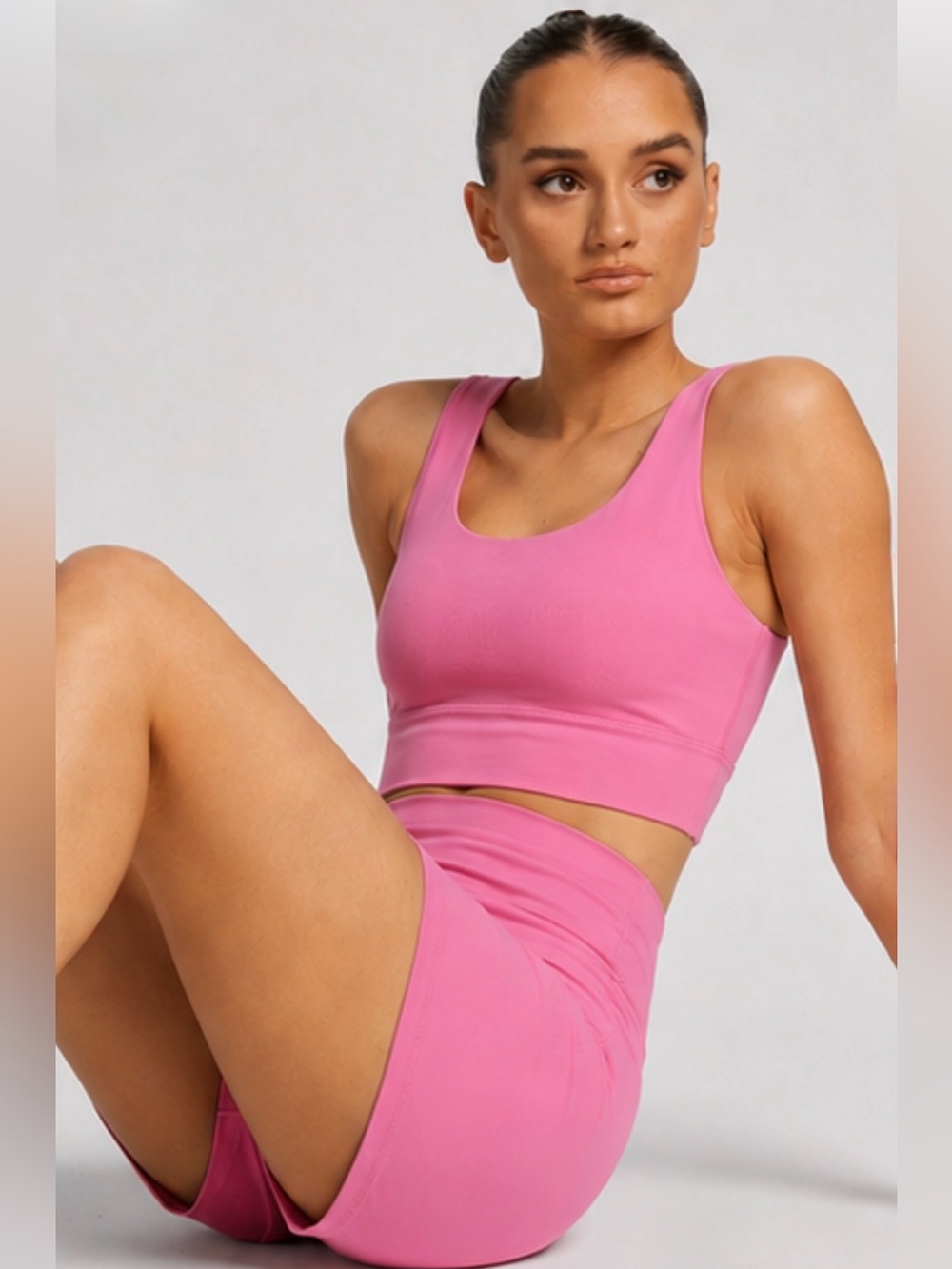 NWT Wilo The Label V-Waist Bike Short in Bright Pink
